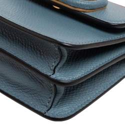 مملوكة مسبقًا Valentino Blue Leather VLogo Wallet on Chain