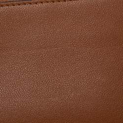 مملوكة مسبقًا محفظة بطاقات فالنتينو سحاب روكستد جلد بني فاتح