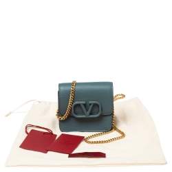 Pre Owned Valentino Blue Grained Leather VLogo Compact Wallet On Chain