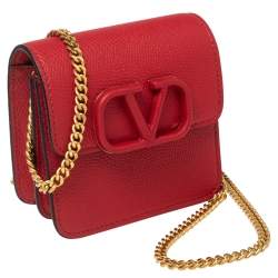 Pre Owned Valentino Red Grained Leather VLogo Compact Wallet On Chain