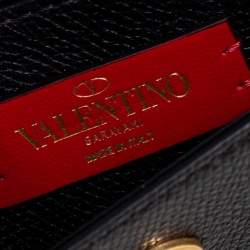 Pre Owned حقيبة كتف فالنتينو ڨيسلينغ جلد أسود صغيرة