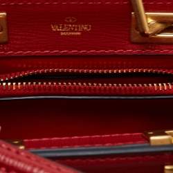 مملوكة مسبقًا Valentino Red Leather Small Rockstud Alcove Tote