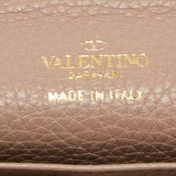 مملوكة مسبقًا Valentino Dusty Pink Leather Rockstud Wallet on Chain