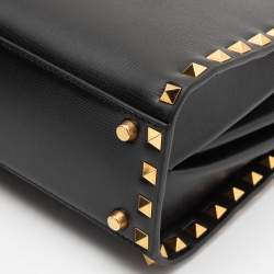 Pre Owned Valentino Black Leather Rockstud Top Handle Bag