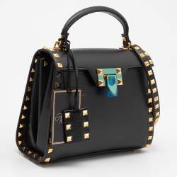 مملوكة مسبقًا Valentino Black Leather Alcove Top Handle Bag