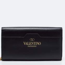 مملوكة مسبقًا Valentino Black Leather Alcove Wallet On Chain