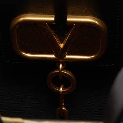 Pre Owned Valentino Beige Woven Straw VLOGO Escape Shopper Tote