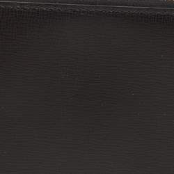 مملوكة مسبقًا Valentino Black Leather Small Rockstud Lock Flat Pouch 