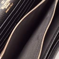 Pre Owned Valentino Black Leather Rockstud Envelope Wallet on Chain