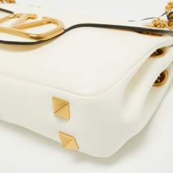 Pre Owned Valentino Ivory Leather Stud Sign Shoulder Bag
