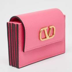مملوكة مسبقًا Valentino Pink Leather VLogo Gusset Card Case