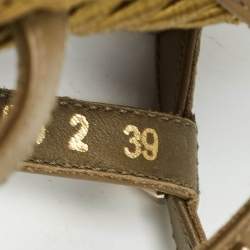 Pre Owned Valentino Green Leather Rockstud Wedge Sandals Size 39