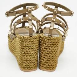 Pre Owned Valentino Green Leather Rockstud Wedge Sandals Size 39