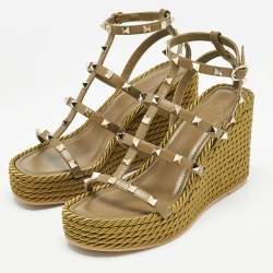 Pre Owned Valentino Green Leather Rockstud Wedge Sandals Size 39
