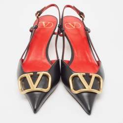 Pre Owned Valentino Black Leather Escape V logo Pumps Size 38