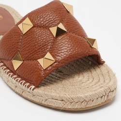 Pre Owned Valentino Brown Leather Roman Stud Flat Slides Size 40