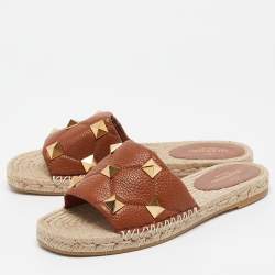 Pre Owned Valentino Brown Leather Roman Stud Flat Slides Size 40