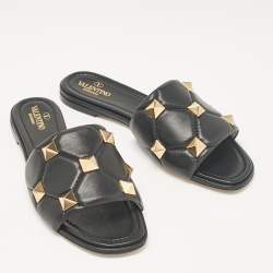 Pre Owned Valentino Black Leather Roman Stud Flat Slides Size 40