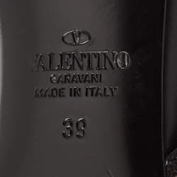 Pre Owned Valentino Black/Beige Leather Rockstud Slingback Pumps Size 39