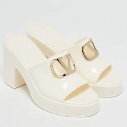 Pre Owned Valentino Off White Rubber VLogo Paltform Slide Sandals Size 38
