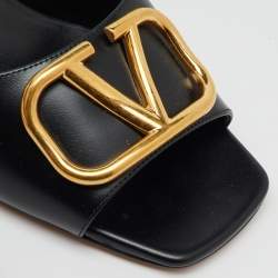 Pre Owned Valentino Black Leather VLogo Mule Sandals Size 37
