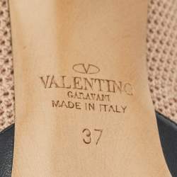 Pre Owned Valentino Beige/Black Leather and Knit Fabric Rockstud Ankle Length Boots Size 37