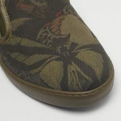 مملوكة مسبقًا Valentino Green Canvas and Leather Slip On Sneakers Size 40