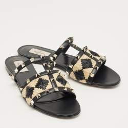Pre Owned Valentino Black/Beige Leather and Raffia Rockstud Flat Slides Size 40