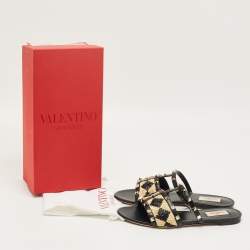 Pre Owned Valentino Black/Beige Leather and Raffia Rockstud Flat Slides Size 40