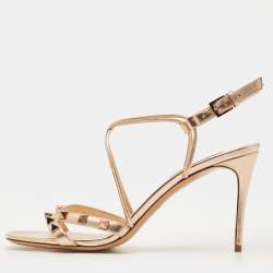 Pre Owned صندل فالنتينو مرصع بروكستد و بسير حرف "تي" جلد برونزي ميتاليك مقاس 38.5