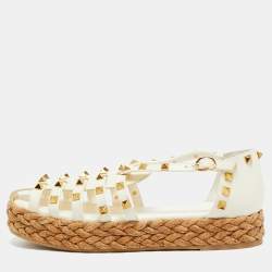 مملوكة مسبقًا Valentino Rockstud Size 38 Cream Leather Cork Flat Sandals