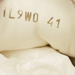 مملوكة مسبقًا حذاء رياضي فالتنيو منخفظ من الأعلى جلد ذهبي مقاس 41