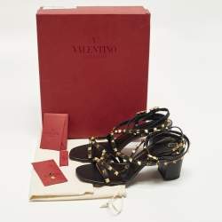 مملوكة مسبقًا Valentino Rockstud Size 39.5 Black Leather Ankle Strap Sandals