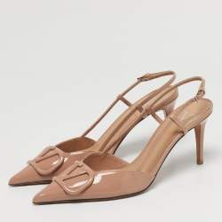 مملوكة مسبقًا حذاء كعب عالي فالنتينو بيج لامع هروب بشعار V مقاس 38