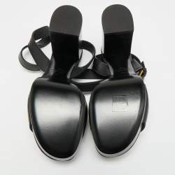 Pre Owned صندل فالنتينو جلد أسود بلاتفورم بحجم 39