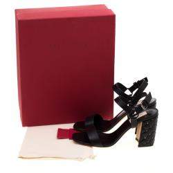 Pre Owned Valentino Black Leather Rockstud Spike Block Heel Sandals Size 39