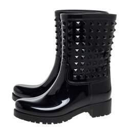 مملوكة مسبقًا حذاء بوت مطر فالنتينو منتصف الركبة روكستد بى فى سى أسود مقاس 39