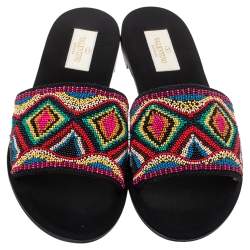 مملوكة مسبقًا Valentino Multicolor Bead Embellished Fabric Native Couture Flat Slide Sandals Size 36