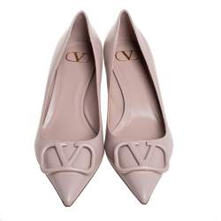 Pre Owned Valentino Nude Leather V Logo Pumps Size 39.5