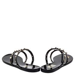Pre Owned Valentino Black Patent Leather Rockstud Thong Sandals Size 39