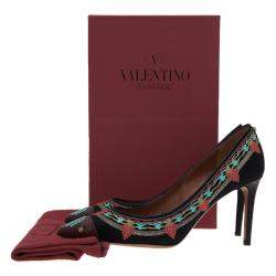 Pre Owned Valentino Black Canvas Kilim Embroidered Pumps Size 40