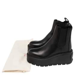 مملوكة مسبقًا Valentino Dark Brown Leather Uniqueform Chelsea Boots Size 38