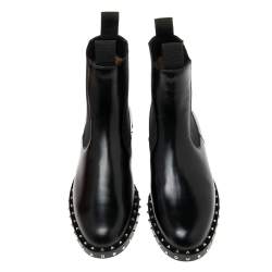 مملوكة مسبقًا حذاء بوت كاحل فالنتينو جلد أسود مرصع روكستد مقاس 39