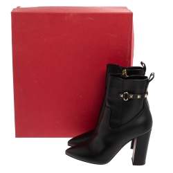Pre Owned Valentino Black Leather Rockstud Ankle Booties Size 37