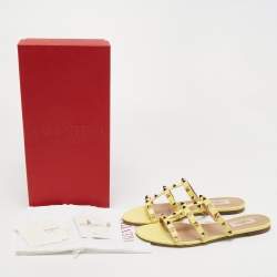 Pre Owned Valentino Light Yellow Leather Rockstud Flat Slides Size 37