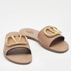 Pre Owned Valentino Beige Leather Escape VLogo Flat Slides Size 38