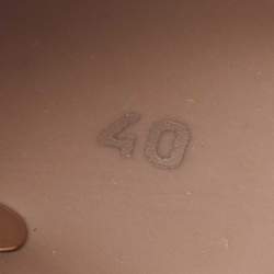 Pre Owned Valentino Green Rubber Rockstud Flat Slides Size 40