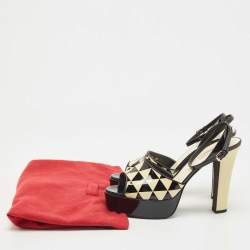 Pre Owned Valentino Black/Cream Patent Leather Platform Ankle Sandals Size 39