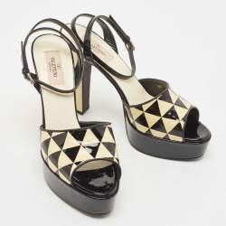 Pre Owned Valentino Black/Cream Patent Leather Platform Ankle Sandals Size 39