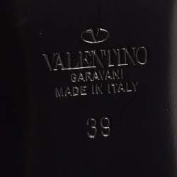 Pre Owned Valentino Beige Leather Roman Stud Pointed Toe Ankle Cuff Flat Sandals Size 39